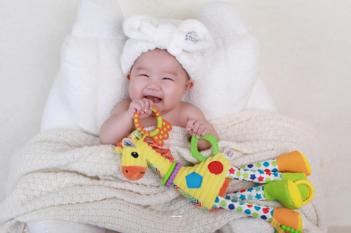 巴音郭楞怀孕早期肚子胀气